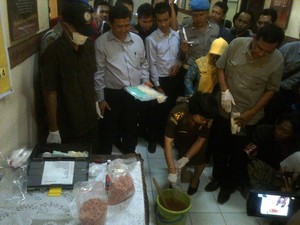 Ekstasi Senilai Rp 3,4 M Dimusnahkan di Semarang