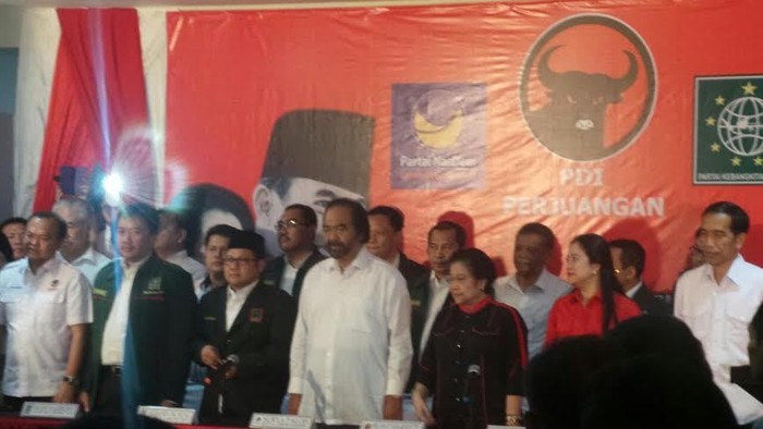 Diteriaki Menang Satu Putaran, Jokowi Hanya Senyum