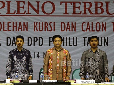 KPU Rapat Penetapan Kursi DPR dan DPD