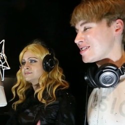 Duh! 2 Fans Ini Operasi Plastik Agar Mirip Justin Bieber dan Jennifer Lawrence