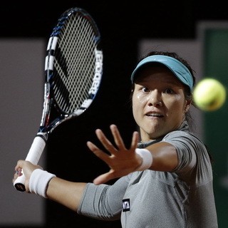 Li Na Melangkah ke Babak Ketiga