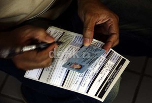Kiat Rebut Tiket KA Tambahan: Majukan Jadwal, Tiket Estafet, Pesan Siang