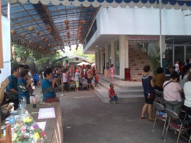 Ini Harapan Umat Budha di Wihara Silaparamita Jaktim pada Waisak Ini