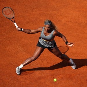 Serena Mulus ke Babak Ketiga
