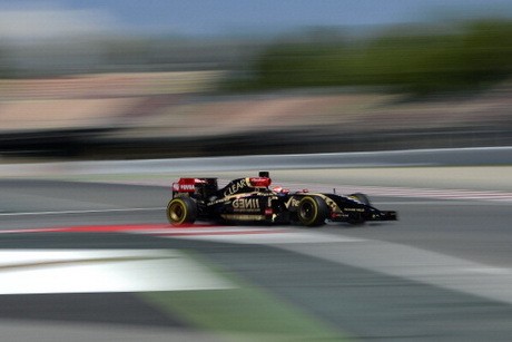 Maldonado Kuasai Hari Kedua