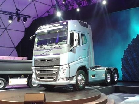 Volvo Siap Kembangkan Industri Otomotif Indonesia