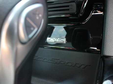 Seberapa Tangguh Ford EcoSport Melibas Kelok 44?