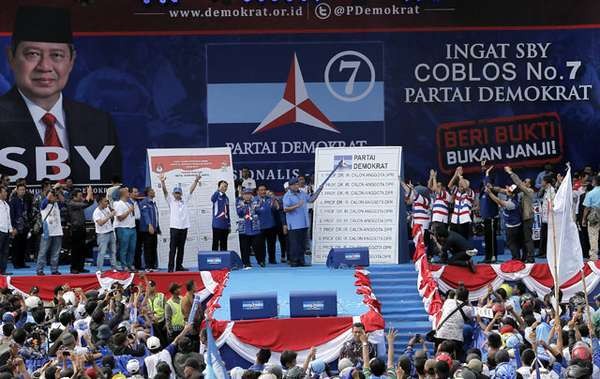 Ini 560 Anggota DPR Terpilih