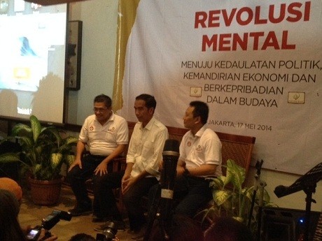 Jokowi Ditawari Fasilitas Pesawat dan Helikopter