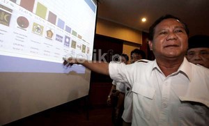 Tiba di Markas PKS, Prabowo Beri Salam Komando