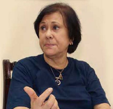 Farida Oetoyo Seniman Tari Kaliber Dunia