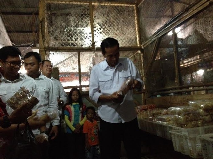 Bertemu Sahabat Jokowi di Subang, Jokowi Disambut Singa Barong