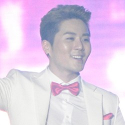 Konser Hide & Seek Eru di Jakarta: Full of Happiness!