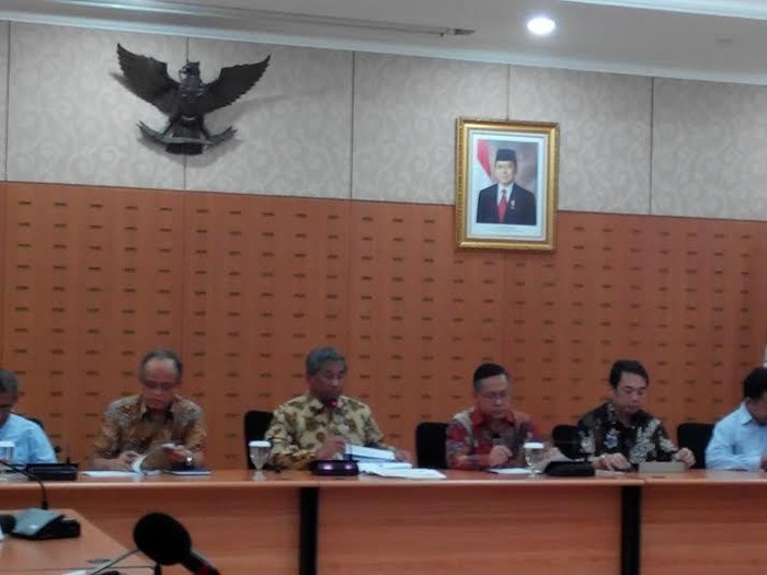 Mendikbud Pastikan Nilai UN SMA Bisa Dipakai untuk Seleksi PTN