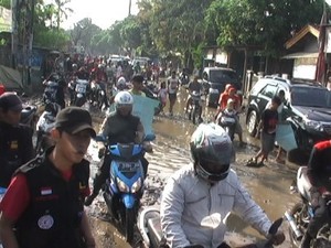 Soal Jalan Rusak di Gunungputri, Kemen PU: Itu Tanggung Jawab Pemkab