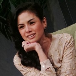 Ingin Jadi Istri yang Baik, Nikita Mirzani Berat Cerai dengan Sajad