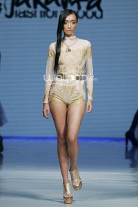 Ali Charisma The Butterfly and Crow. Jakarta Fashion & Food Festival 2014 at Grand Ballroom Harris Hotel. Kelapa Gading. 19 Mei 2013. Jakarta. [Foto: Mohammad Abduh/Wolipop]