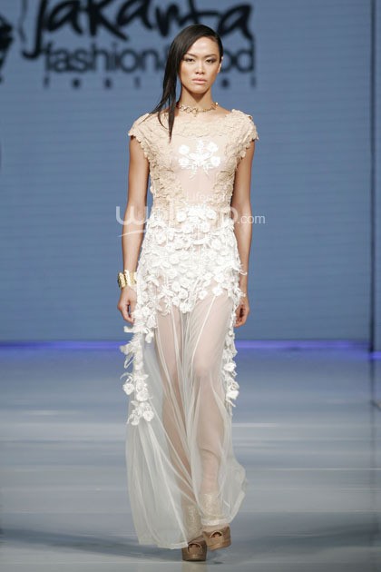 Ali Charisma The Butterfly and Crow. Jakarta Fashion & Food Festival 2014 at Grand Ballroom Harris Hotel. Kelapa Gading. 19 Mei 2013. Jakarta. [Foto: Mohammad Abduh/Wolipop]