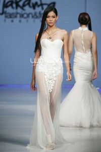 Ali Charisma The Butterfly and Crow. Jakarta Fashion & Food Festival 2014 at Grand Ballroom Harris Hotel. Kelapa Gading. 19 Mei 2013. Jakarta. [Foto: Mohammad Abduh/Wolipop]