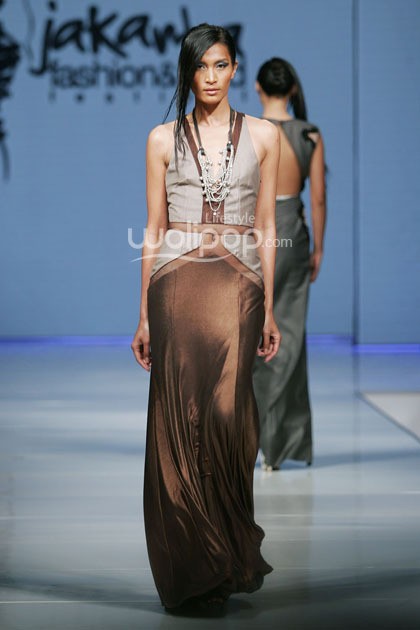 Ali Charisma The Butterfly and Crow. Jakarta Fashion & Food Festival 2014 at Grand Ballroom Harris Hotel. Kelapa Gading. 19 Mei 2013. Jakarta. [Foto: Mohammad Abduh/Wolipop]