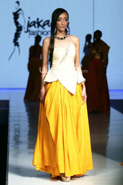 Ali Charisma The Butterfly and Crow. Jakarta Fashion & Food Festival 2014 at Grand Ballroom Harris Hotel. Kelapa Gading. 19 Mei 2013. Jakarta. [Foto: Mohammad Abduh/Wolipop]