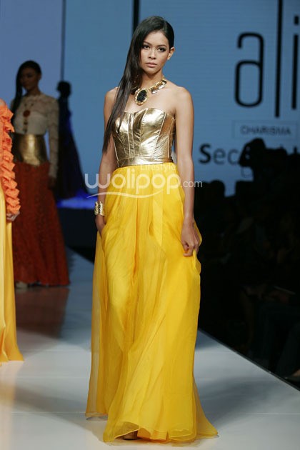 Ali Charisma The Butterfly and Crow. Jakarta Fashion & Food Festival 2014 at Grand Ballroom Harris Hotel. Kelapa Gading. 19 Mei 2013. Jakarta. [Foto: Mohammad Abduh/Wolipop]