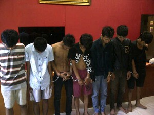 Polisi Tangkap 7 Pemuda yang Perkosa Seorang Gadis Berusia 14 Tahun