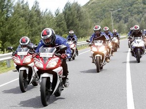 Menjajal Yamaha R15 di Medan Ganas