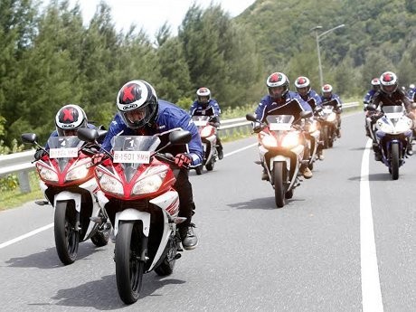 Menjajal Yamaha R15 di Medan Ganas