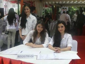 Parade SPG Cantik dan Artis di Rumah Polonia Prabowo-Hatta