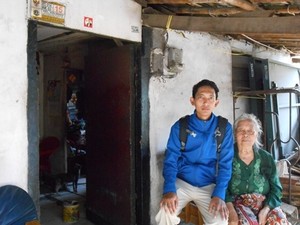 Kisah Nenek Kasturi dan Anaknya yang Berbakti dari Gubuk Cilincing