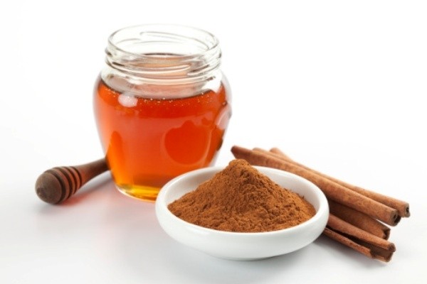 Minum Madu Plus Kayu Manis Efektif Turunkan Berat Badan dan Kolesterol