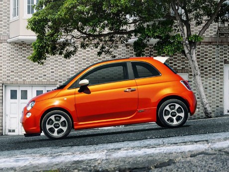 Bos Fiat: Jangan Beli Mobil Listrik Kami