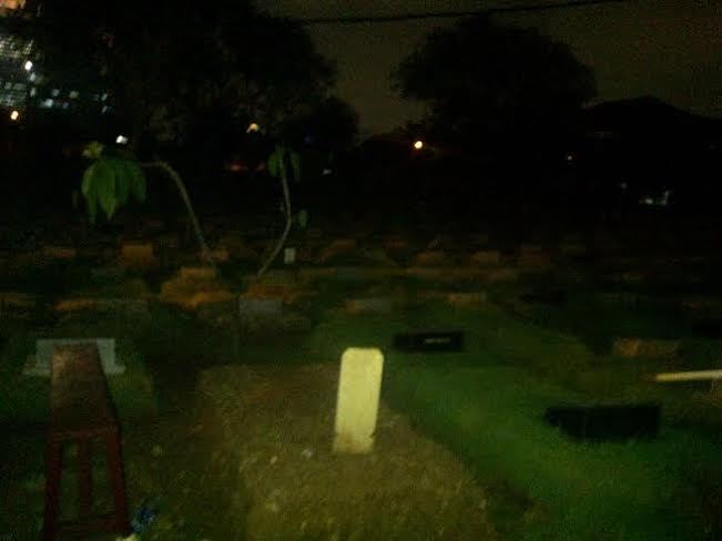 Beda Gaya Ziarah Prabowo, Ical dan Megawati dari Kaca Mata Penjaga Makam