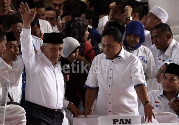 Zulkifli Hasan Ralat Status Soekarwo dan Gus Ipul di Tim Prabowo-Hatta