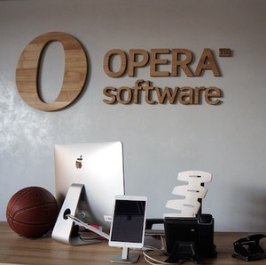 Browser Opera Bisa Tangkis Serangan Cyber