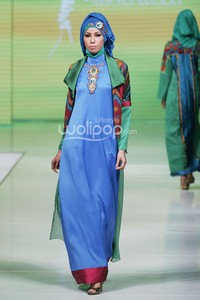 Lia Afif Fearless Beauty Moslem Wear My Faith and I by APPMI. Jakarta Fashion & Food Festival 2014 at Grand Ballroom Harris Hotel. Kelapa Gading. Jakarta. [Foto: Mohammad Abduh/Wolipop]
