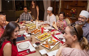 Jalan-jalan ke Vietnam dan India? Kini Bisa Makan Bersama di Rumah Penduduk