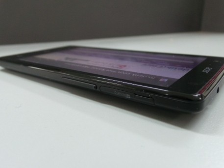 Acer Liquid E3: Quad Core, RAM 2GB, di Bawah Rp 3 Juta