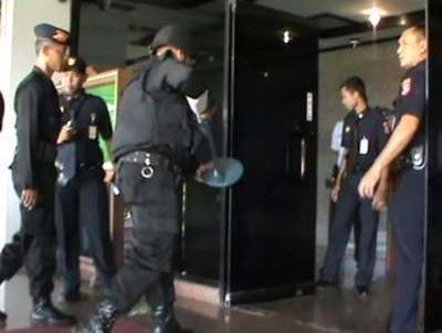 Simulasi Temuan Bom Panikkan Karyawan BI Jember