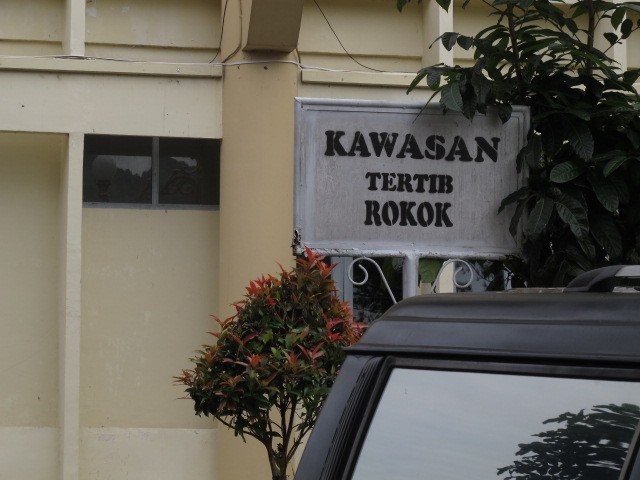 Hanya Tersisa 8 Orang Perokok di RT 11 Padang Panjang Barat