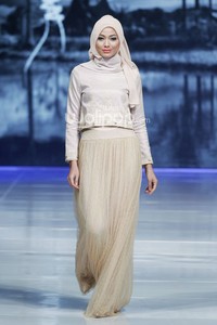 Ria Miranda Gadih Moslem Wear My Faith and I by APPMI. Jakarta Fashion & Food Festival 2014 at Grand Ballroom Harris Hotel. Kelapa Gading. Jakarta. [Foto: Mohammad Abduh/Wolipop]