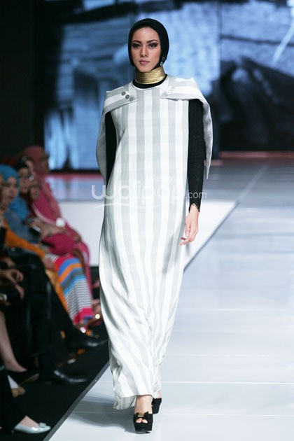 Kursien Karzai Story of Kayan Moslem Wear My Faith and I by APPMI. Jakarta Fashion & Food Festival 2014 at Grand Ballroom Harris Hotel. Kelapa Gading. Jakarta. [Foto: Mohammad Abduh/Wolipop]