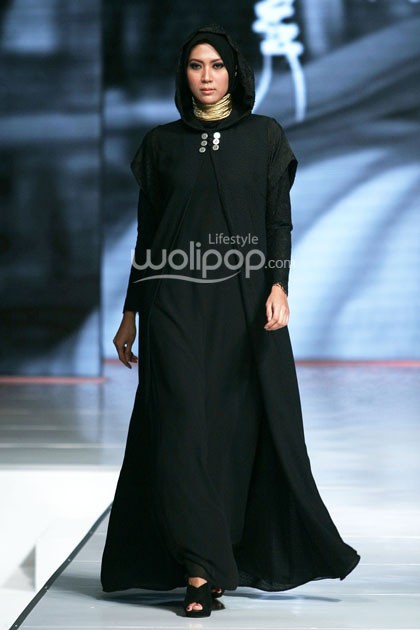 Kursien Karzai Story of Kayan Moslem Wear My Faith and I by APPMI. Jakarta Fashion & Food Festival 2014 at Grand Ballroom Harris Hotel. Kelapa Gading. Jakarta. [Foto: Mohammad Abduh/Wolipop]