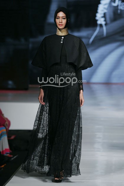Kursien Karzai Story of Kayan Moslem Wear My Faith and I by APPMI. Jakarta Fashion & Food Festival 2014 at Grand Ballroom Harris Hotel. Kelapa Gading. Jakarta. [Foto: Mohammad Abduh/Wolipop]