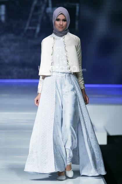 Ria Miranda Gadih Moslem Wear My Faith and I by APPMI. Jakarta Fashion & Food Festival 2014 at Grand Ballroom Harris Hotel. Kelapa Gading. Jakarta. [Foto: Mohammad Abduh/Wolipop]