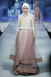 Ria Miranda Gadih Moslem Wear My Faith and I by APPMI. Jakarta Fashion & Food Festival 2014 at Grand Ballroom Harris Hotel. Kelapa Gading. Jakarta. [Foto: Mohammad Abduh/Wolipop]