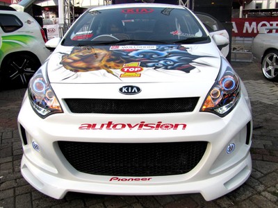 KIA Rio Dimodifikasi dalam 3 Hari