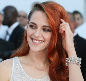Foto: Cantiknya Kristen Stewart di Karpet Merah Cannes