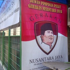 Wah Ada Spanduk Prabowo-Hatta di Dewan Pers